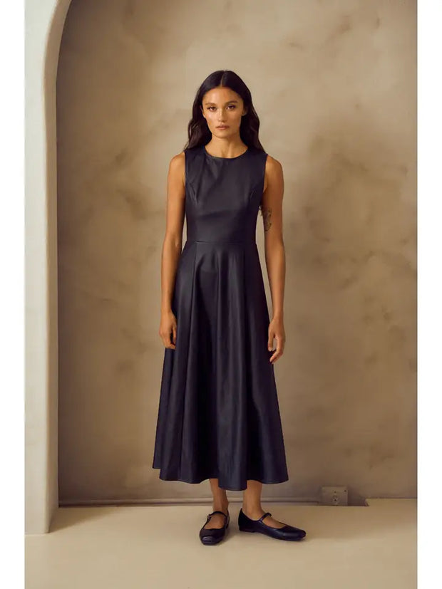 NB Long sleeveless vegan Maxi dress