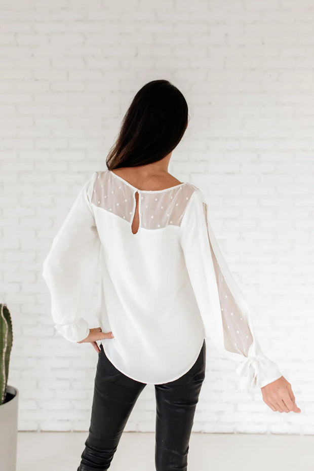 Louiselynette Heather blouse with design sleeve