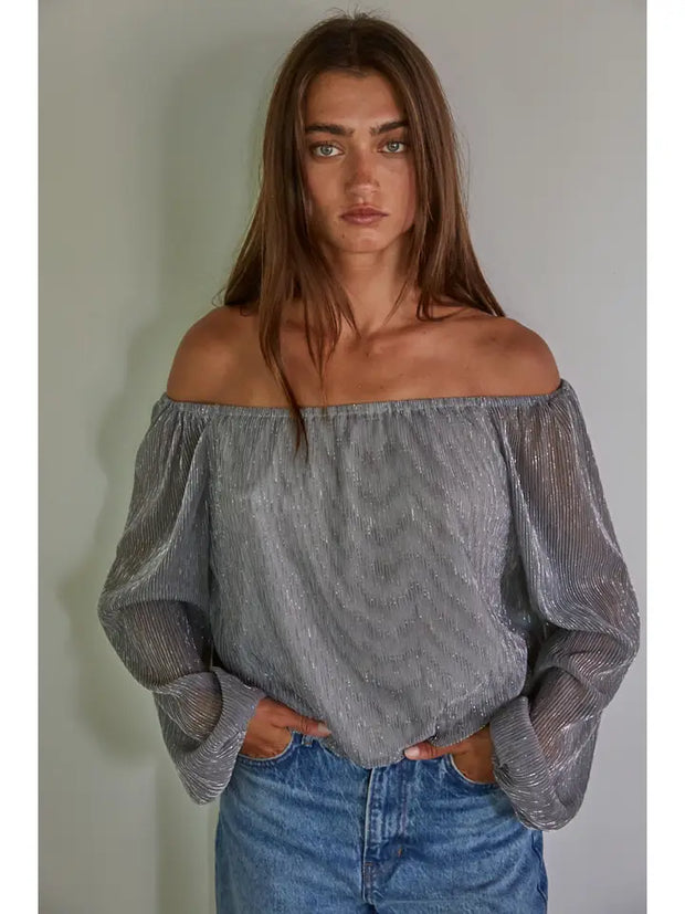 NB OFF SHOULDER BLOUSE