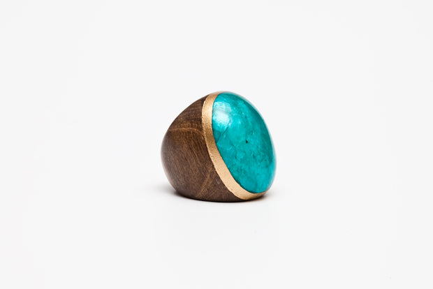 Avenue Chic Oval Wood Ring